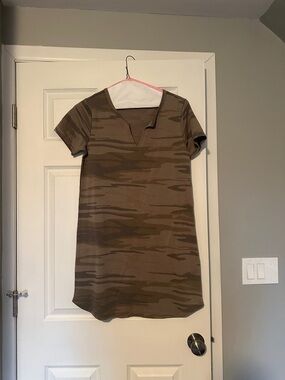 Z Supply Olive Camo Short Sleeve Shift Dress